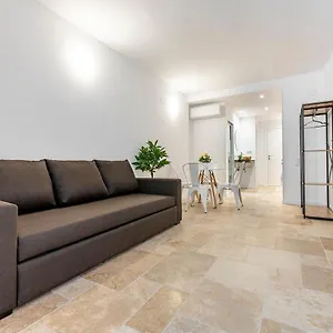 apartament-en-barri-maritim.top-hotels-tarragona.com/